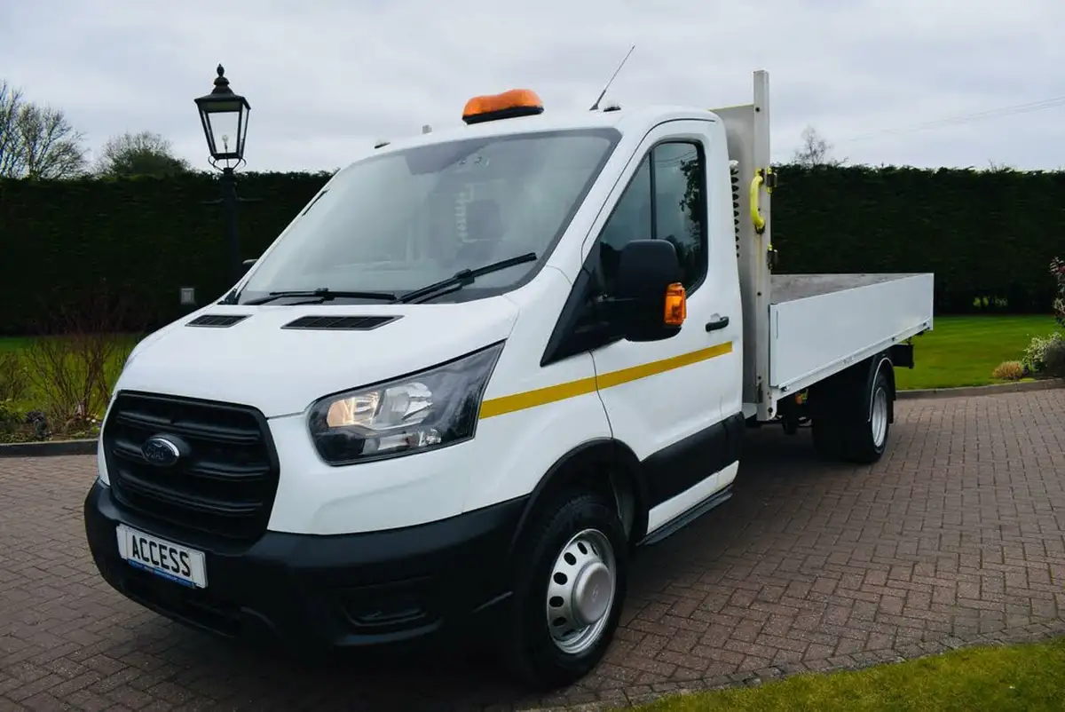 2021-ford-transit-20tdci-350-l3h1-leader-130pseu6dt-rwd-cab-big-1
