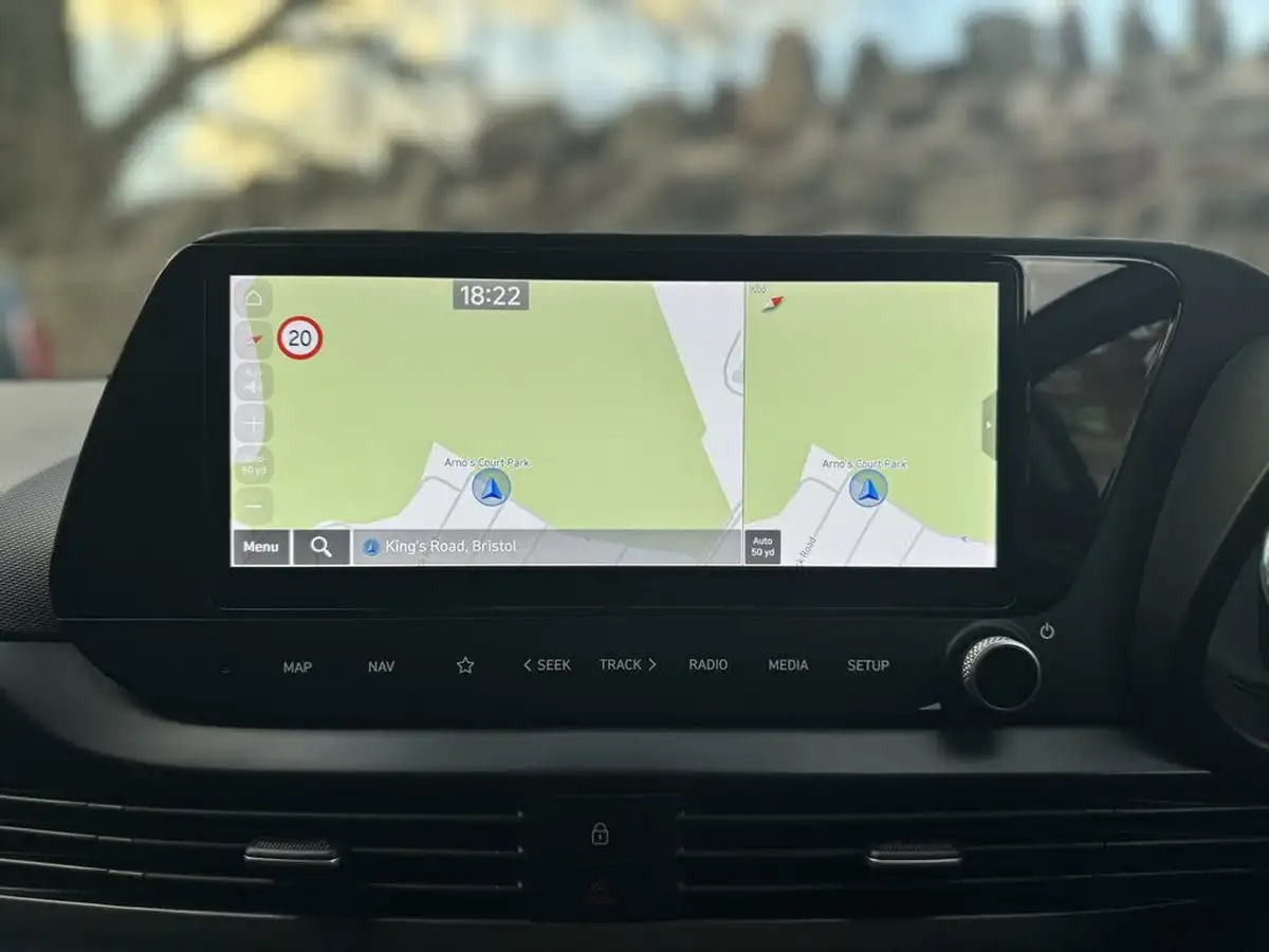 2021-hyundai-bayon-10-t-gdi-premium-100ps-big-28