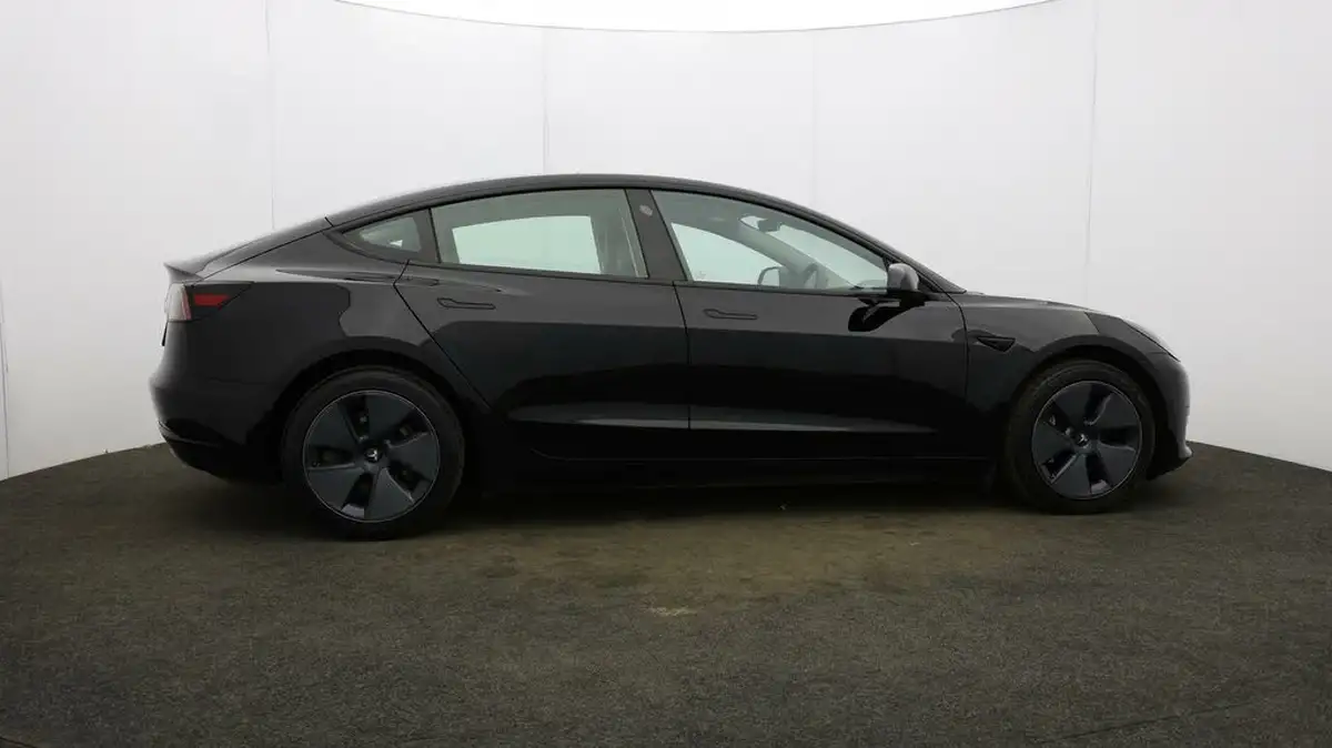 2021-tesla-model-3-e-standard-plus-big-53