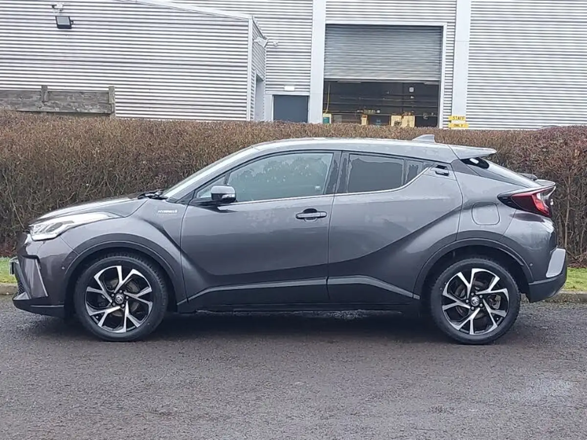 2021-toyota-c-hr-18-vvt-i-design-big-3