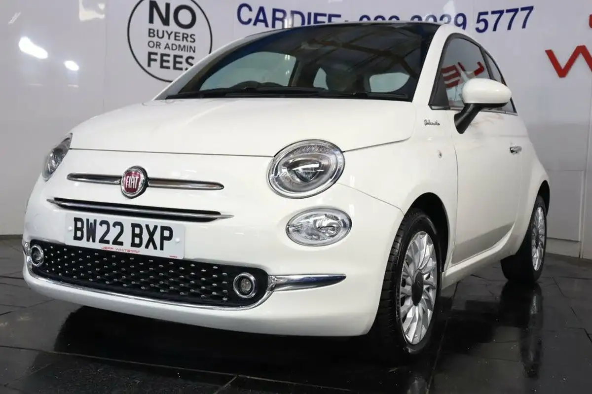 2022-fiat-500-10-dolcevita-big-12