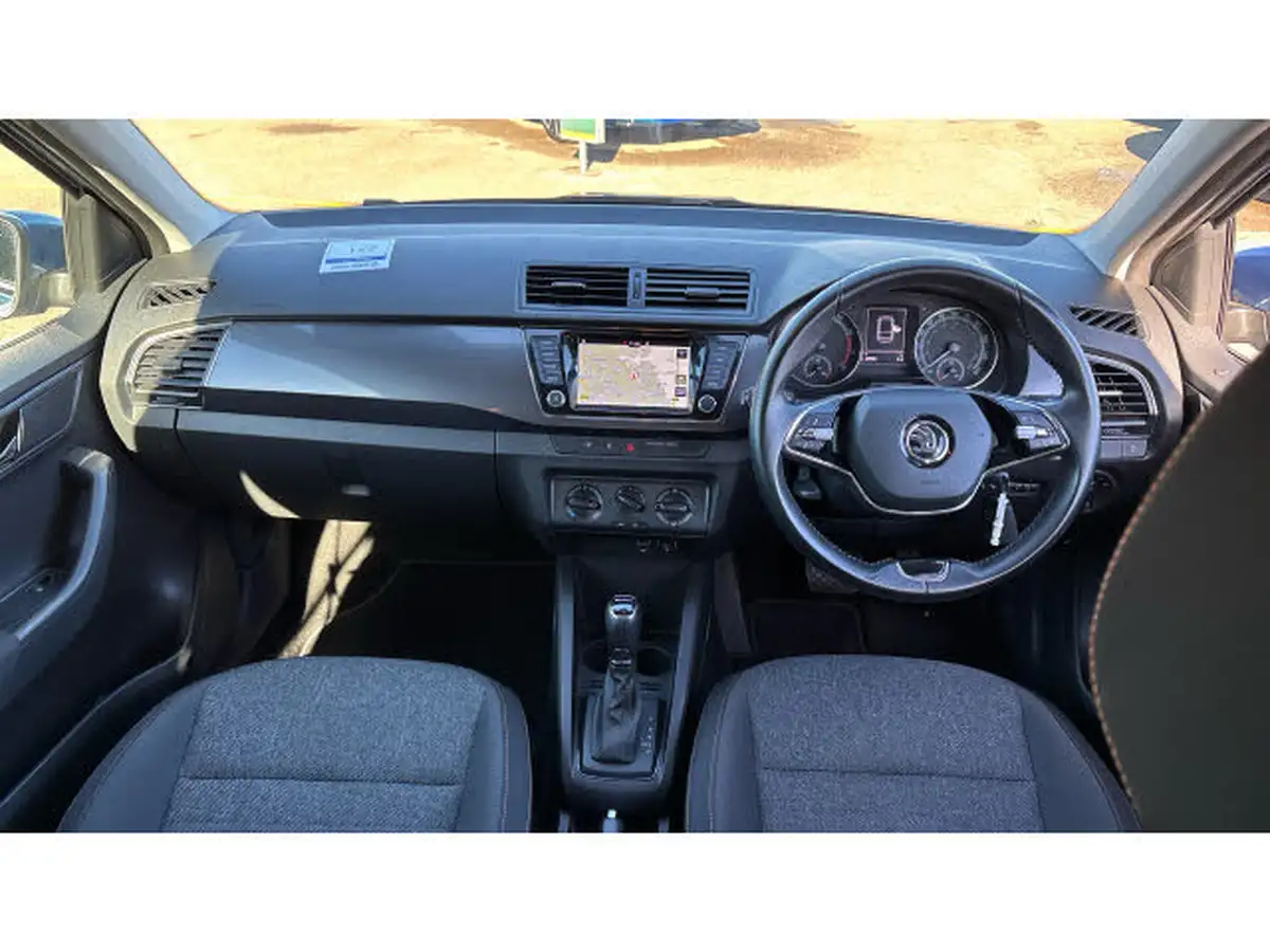 2021-skoda-fabia-10-tsi-se-drive-95ps-estate-dsg-big-8