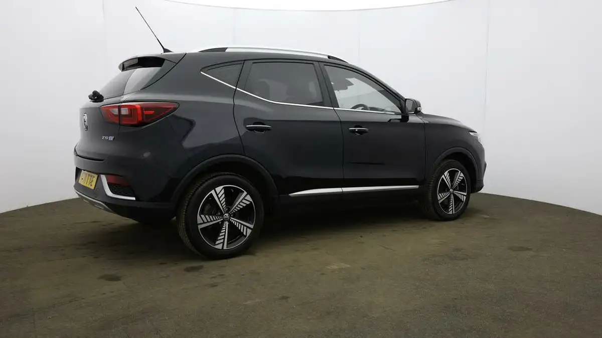 2021-mg-zs-suv-e-exclusive-ev-big-49