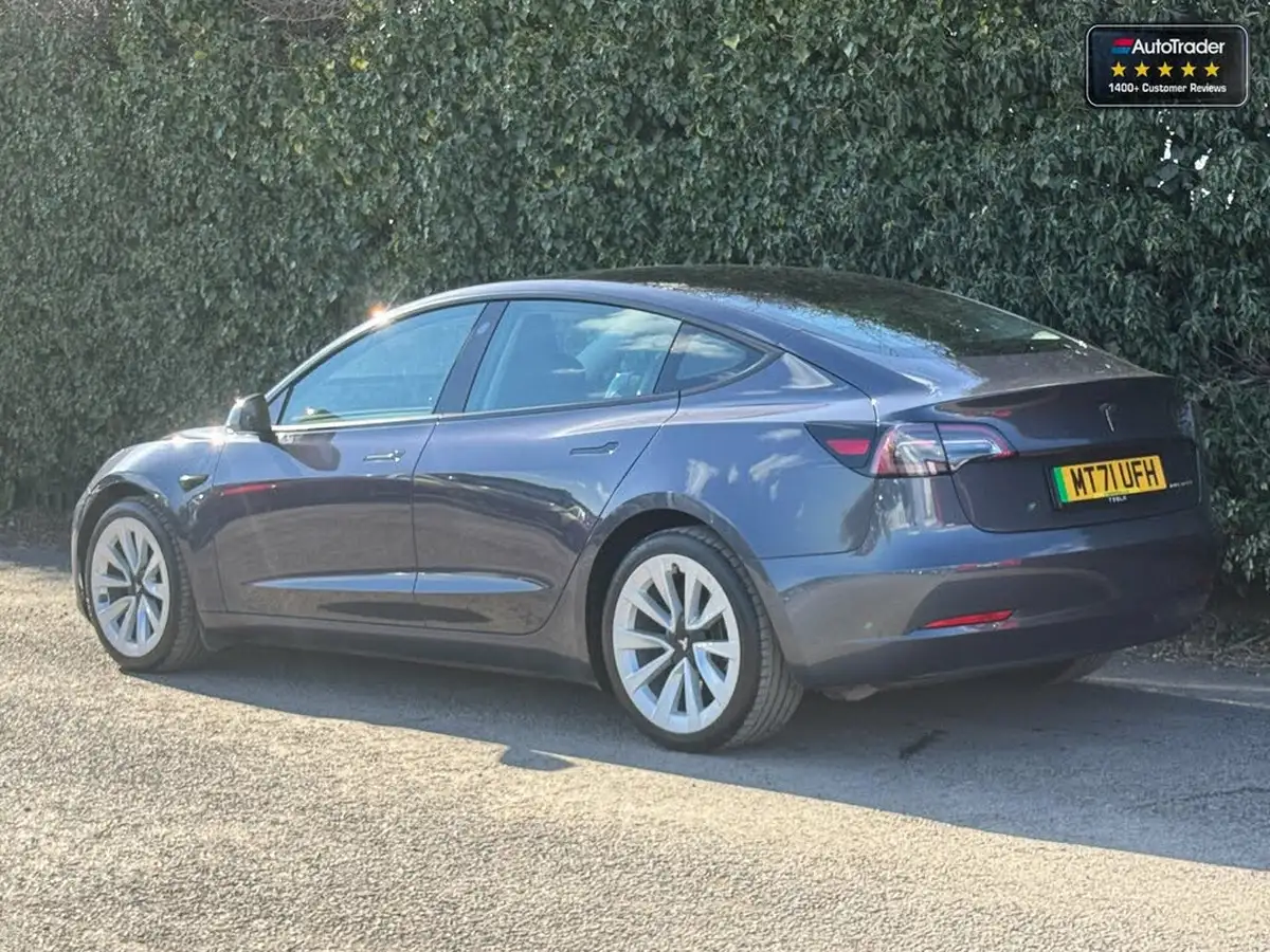 2021-tesla-model-3-e-long-range-awd-big-38