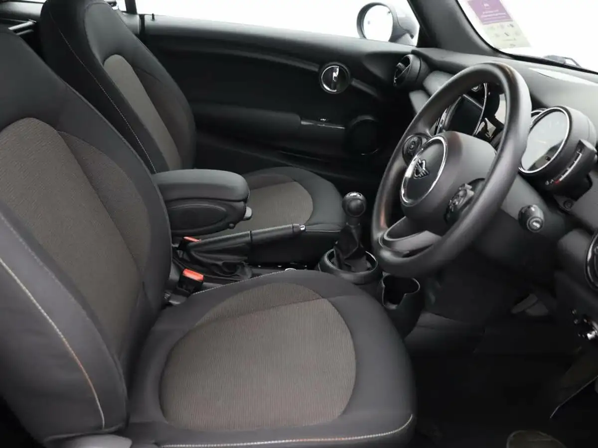 2019-mini-cooper-15-cooper-classic-ss-convertible-2d-big-11