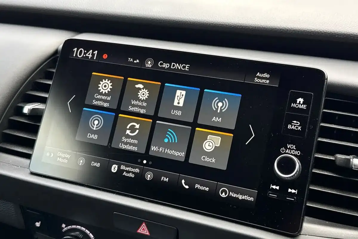 2024-honda-jazz-15-i-mmd-crosstar-advance-big-43