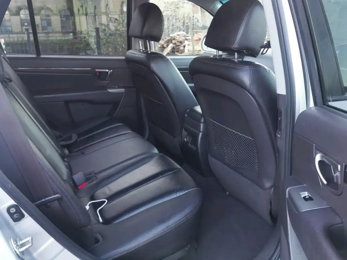 2010-hyundai-santa-fe-22td-premium-7st-auto-big-19