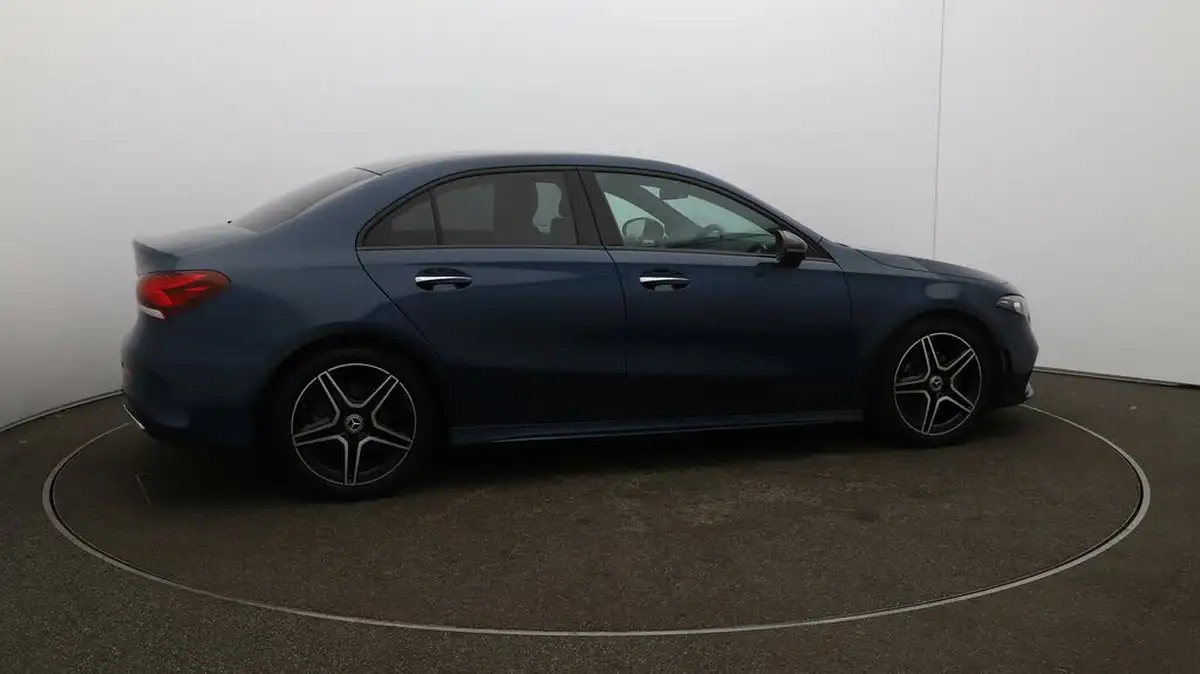 2022-mercedes-benz-a-class-13-a200-amg-line-premium-saloon-4d-big-44