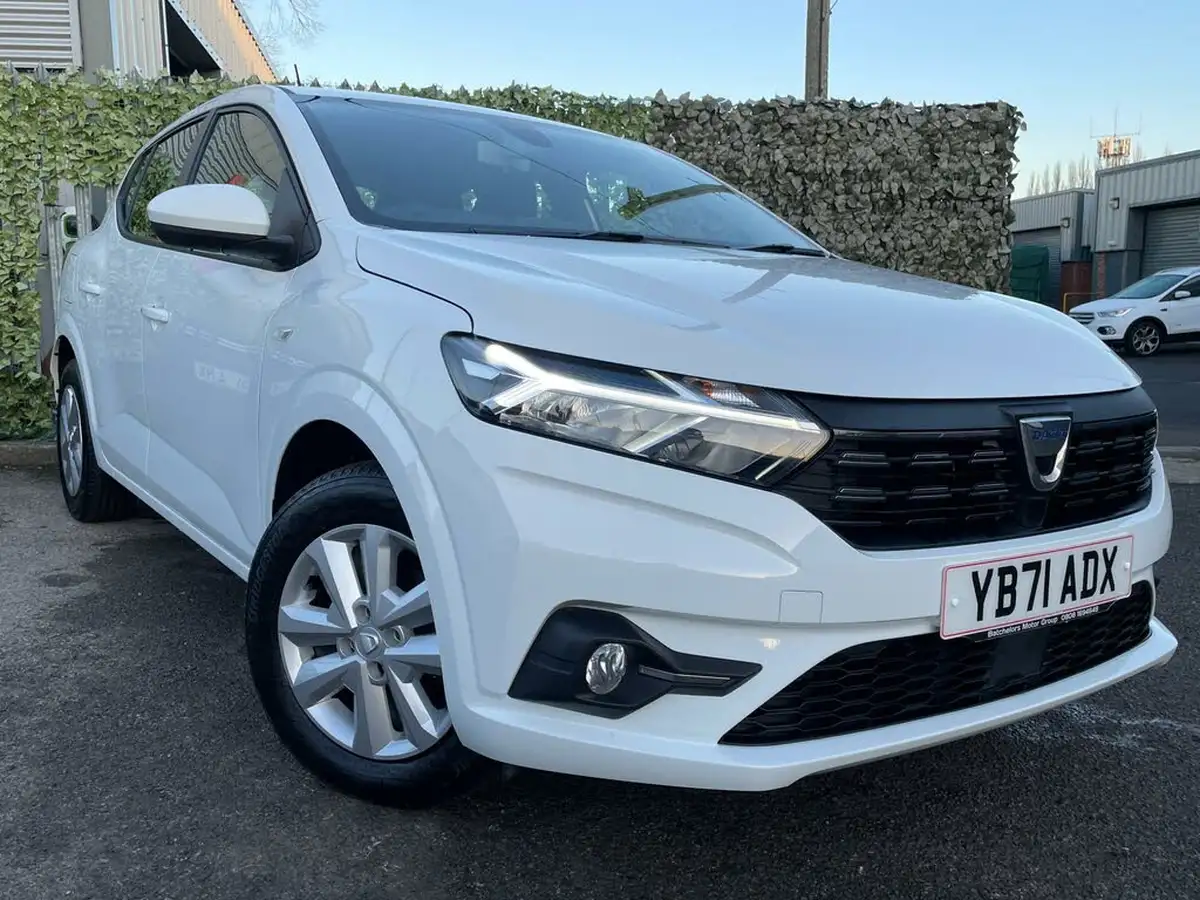 2022-dacia-sandero-10-tce-comfort-90bhp-big-0