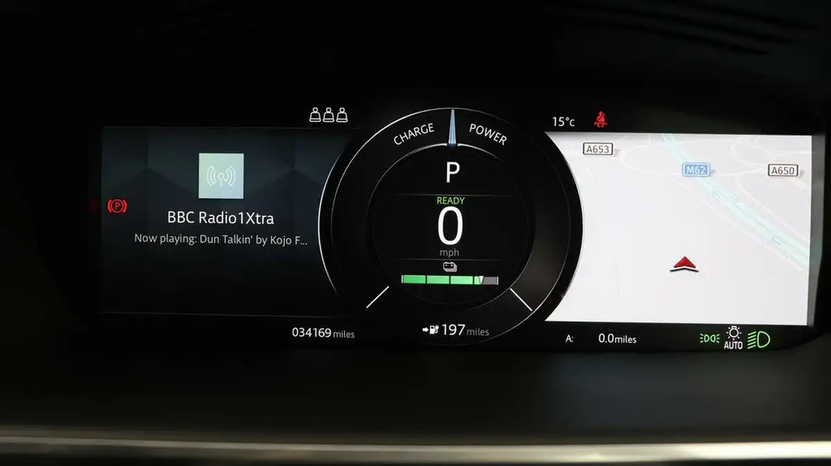 2021-jaguar-i-pace-ev400-se-big-9