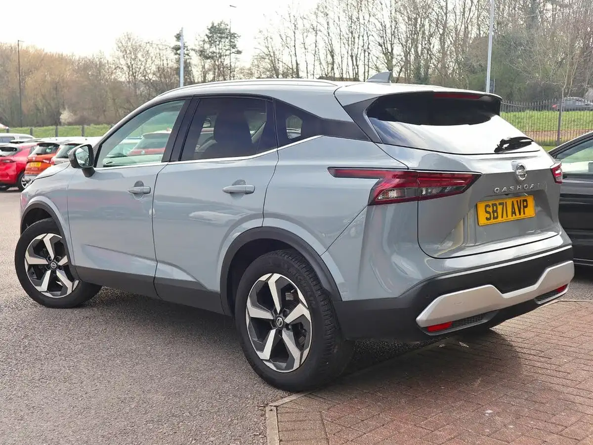 2021-nissan-qashqai-13-dig-t-n-connecta-140ps-big-1