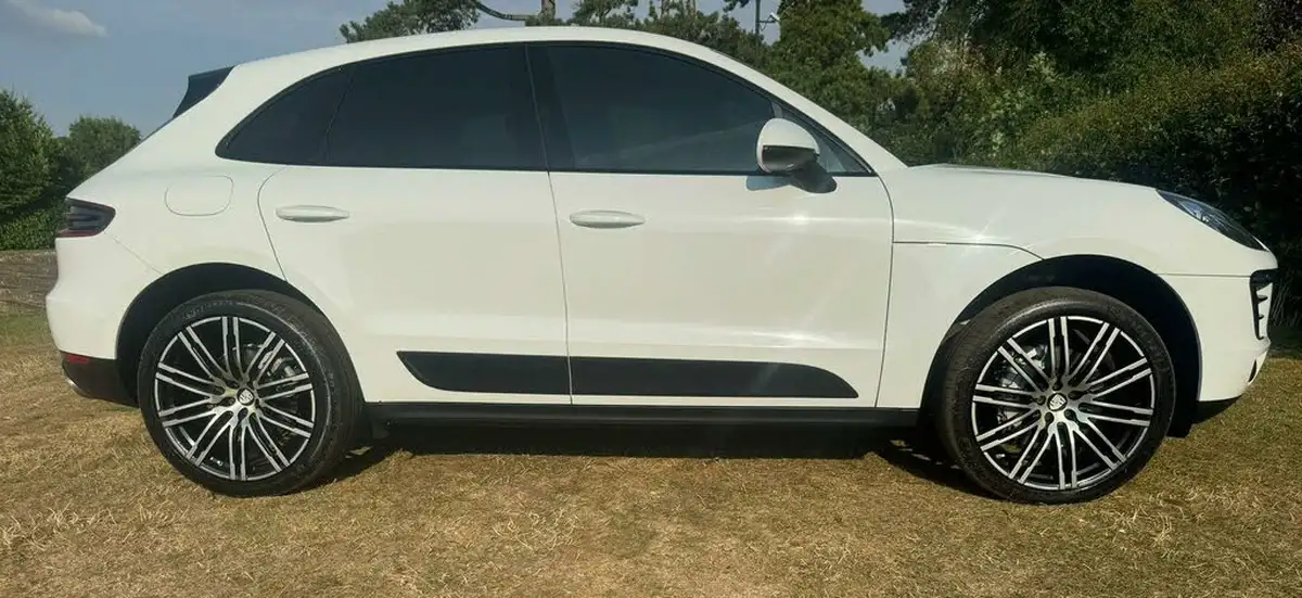 2015-porsche-macan-30td-s-big-17