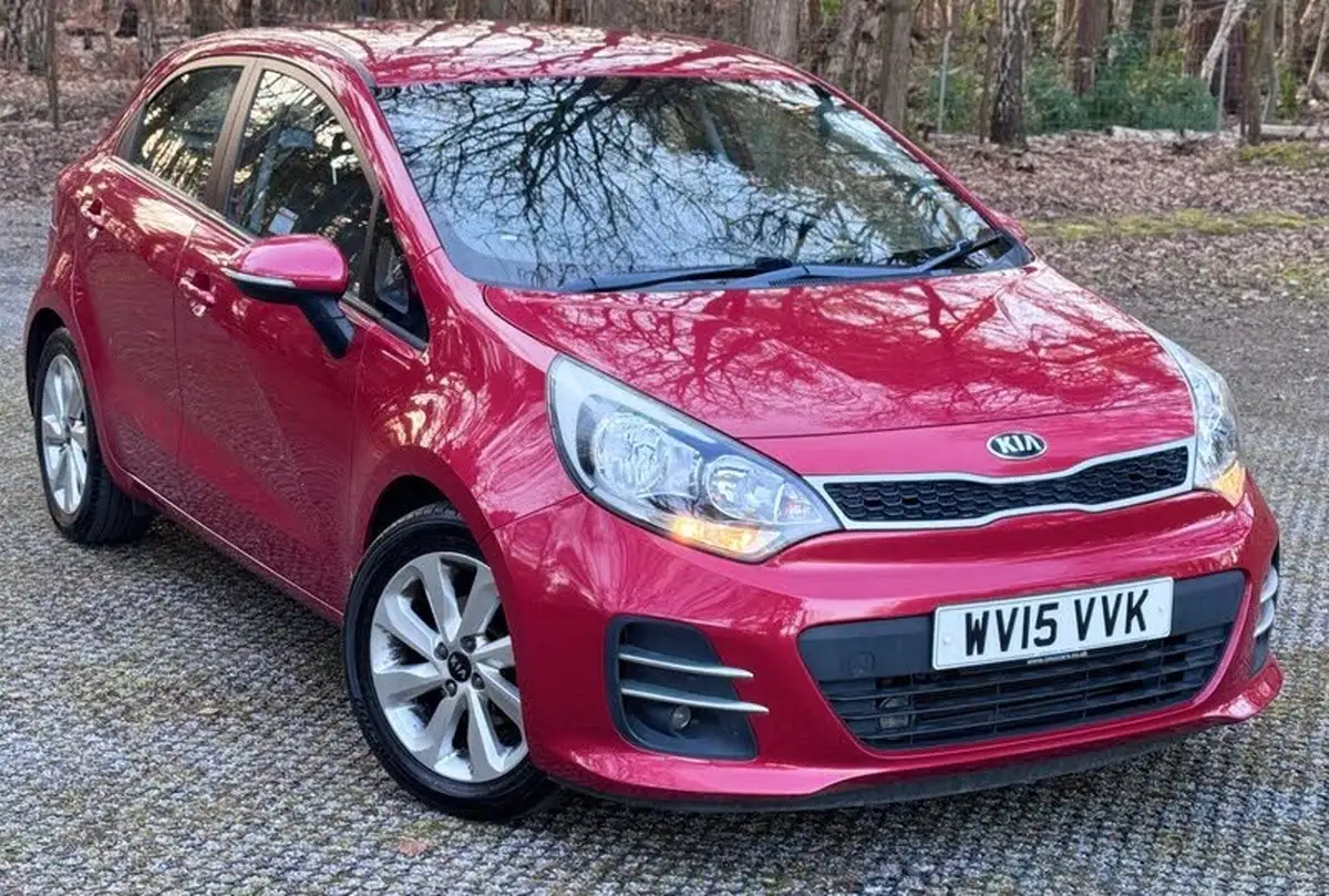 2015-kia-rio-125-2-5d-big-0