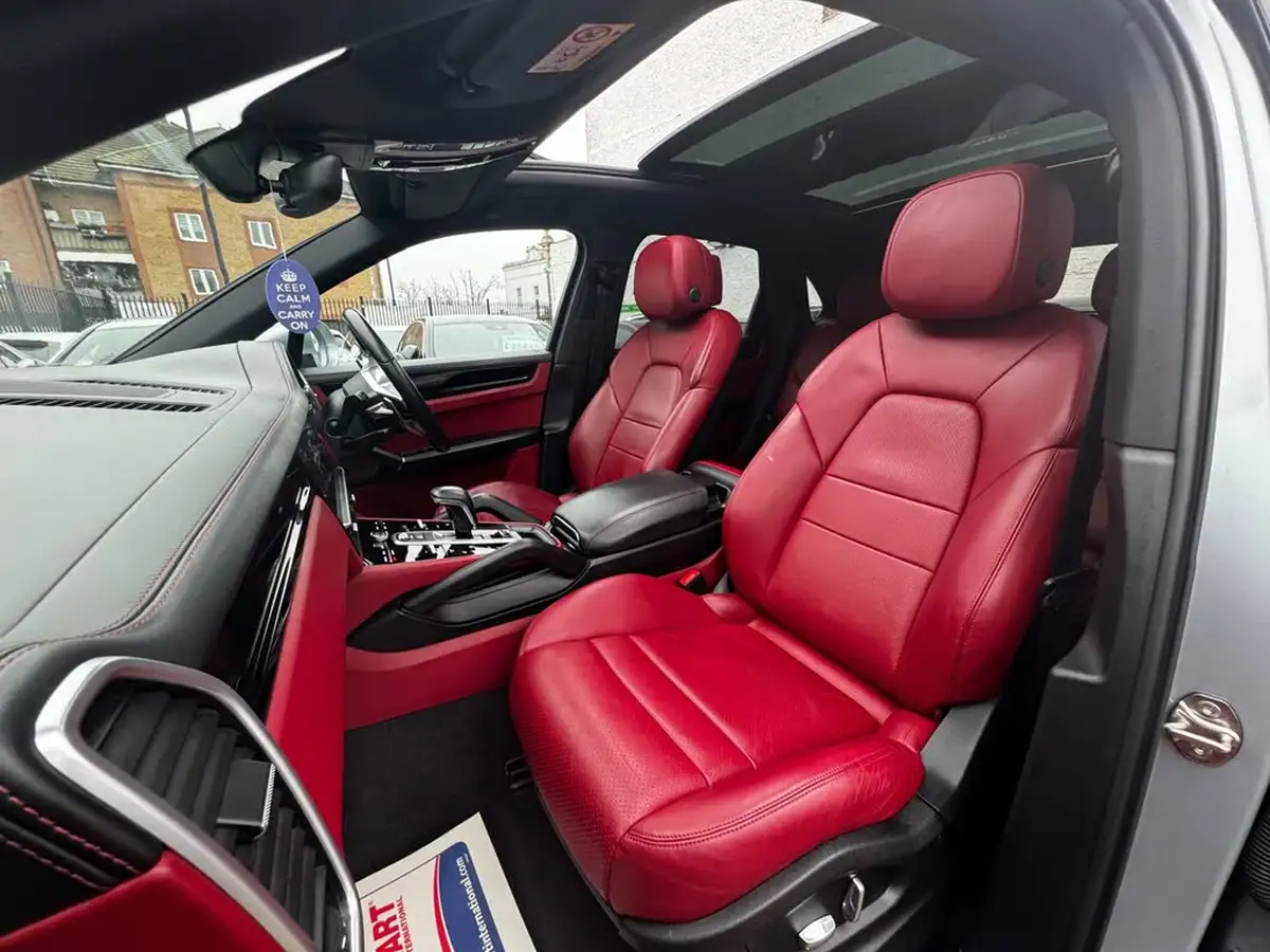2019-porsche-cayenne-30-v6-s-big-78