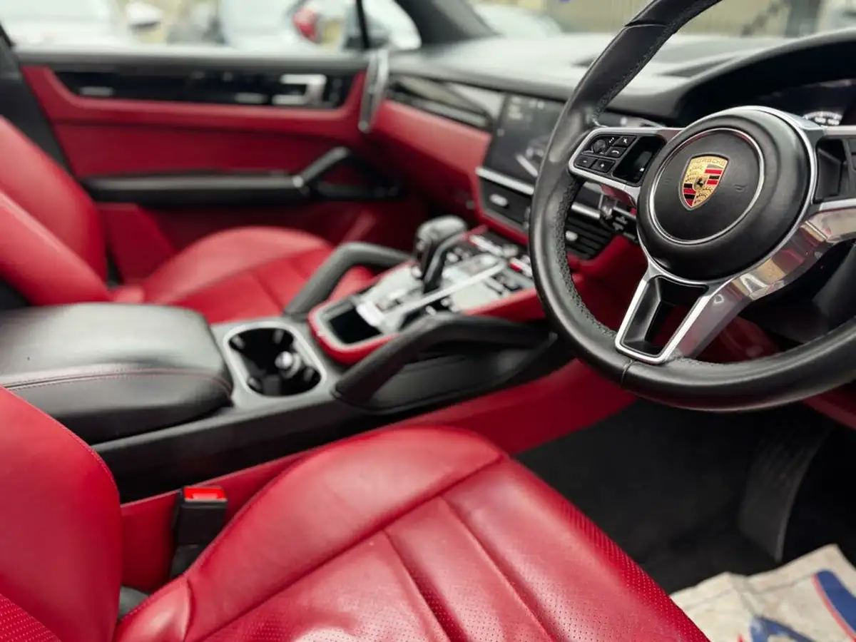 2019-porsche-cayenne-30-v6-s-big-30