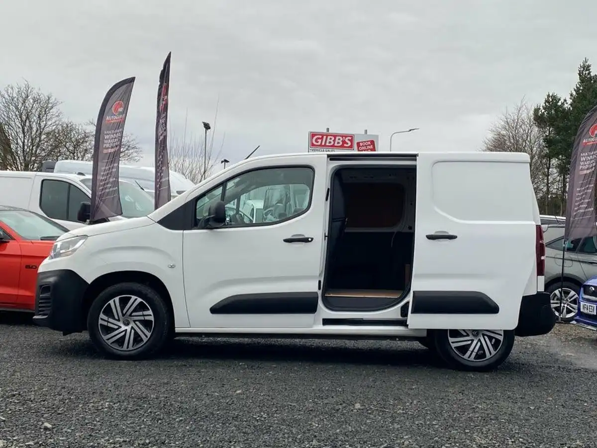 2019-citroen-berlingo-16bluehdi-1000-enterprise-big-4