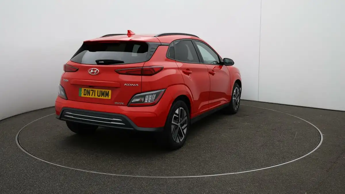 2022-hyundai-kona-e-ultimate-big-57