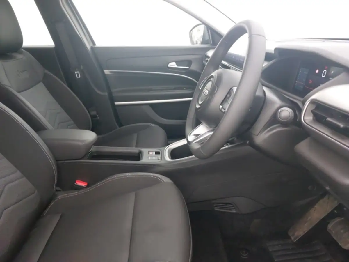 2019-honda-civic-16-i-dtec-ex-tech-packss-hatchback-5d-auto-big-10