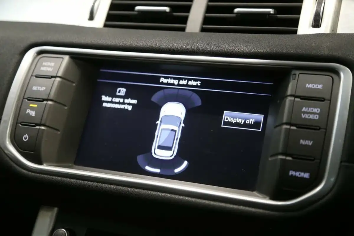 2014-land-rover-range-rover-evoque-22sd4-pure-tech-hatchback-5d-auto-big-37