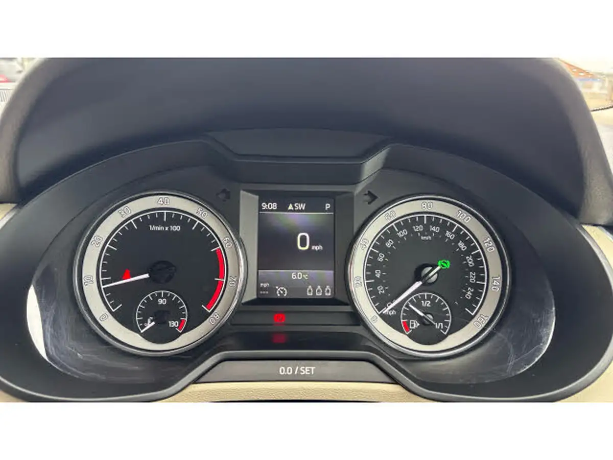 2017-skoda-octavia-14-tsi-se-l-estate-dsg-big-17