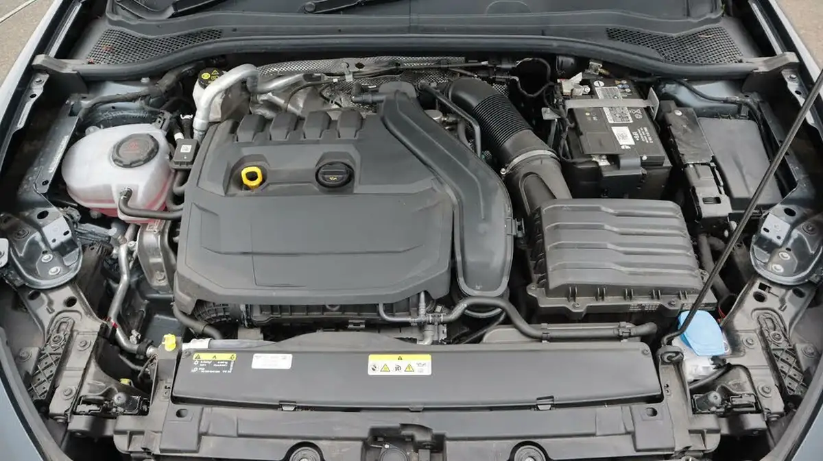 2023-seat-leon-15-tsi-evo-fr-sport-150ps-hatchback-big-19