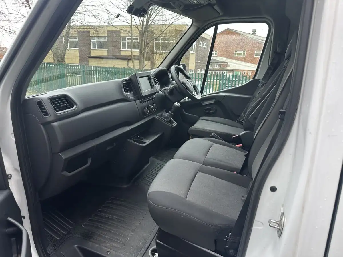 2021-renault-master-23dci-mm35-135-business-eu6d-panel-big-11