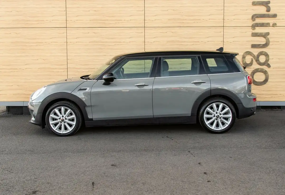 2018-mini-clubman-15-cooper-auto-big-12