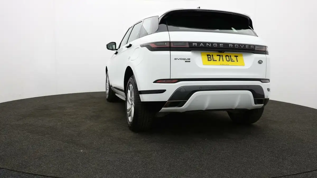 2022-land-rover-range-rover-evoque-15-p300e-r-dynamic-s-big-74