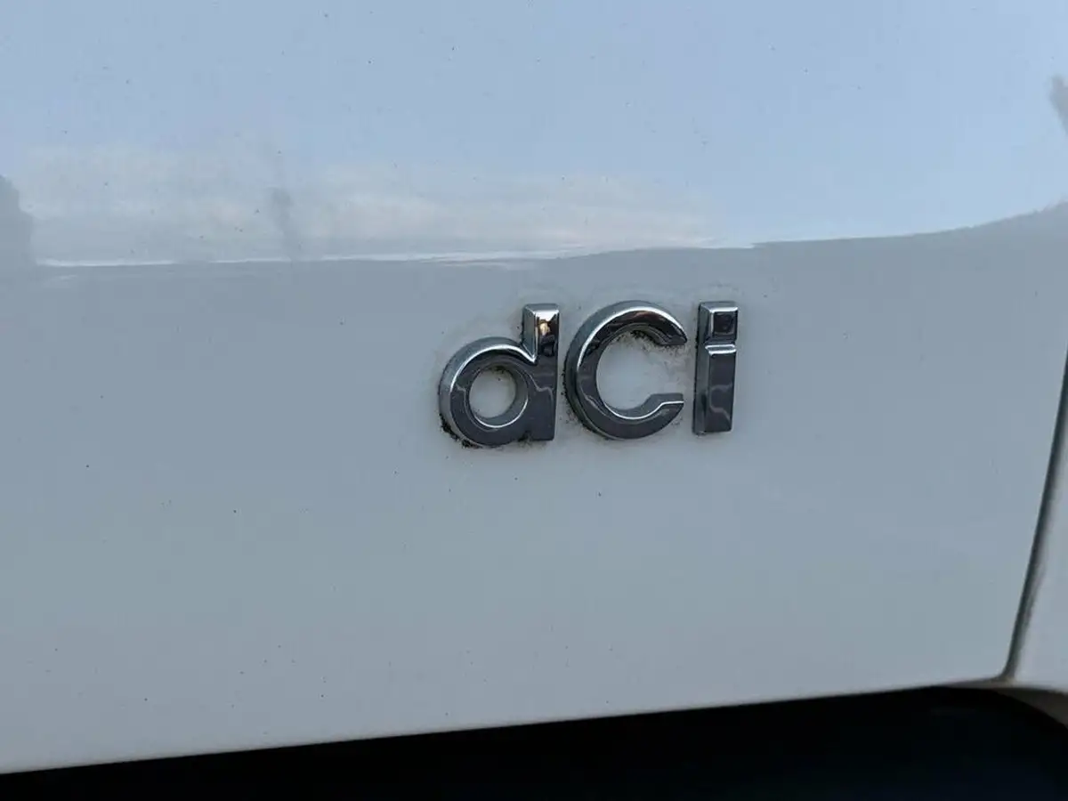 2016-renault-captur-15dci-signature-nav-90bhp-energy-ss-big-41
