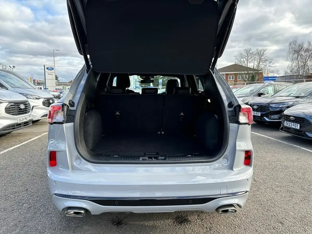 2023-ford-kuga-25t-graphite-tech-edition-225ps-phev-big-33