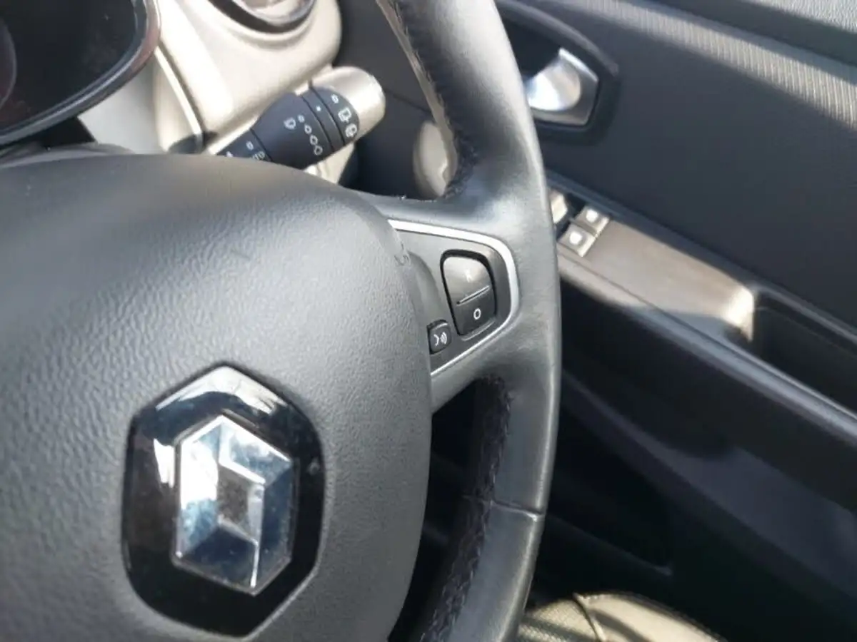 2016-renault-clio-15dci-dynamique-nav-ss-big-18