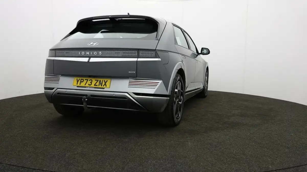 2023-hyundai-ioniq-5-e-premium-325ps-77kwh-awd-big-79