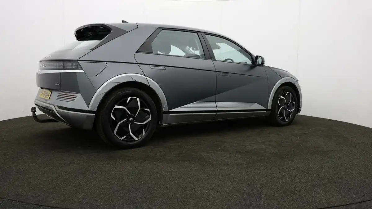2023-hyundai-ioniq-5-e-premium-325ps-77kwh-awd-big-31