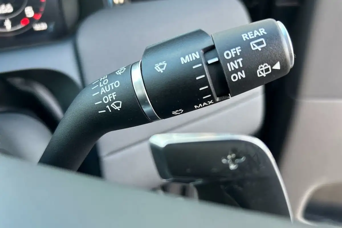 2024-land-rover-discovery-sport-20-d200-s-big-58