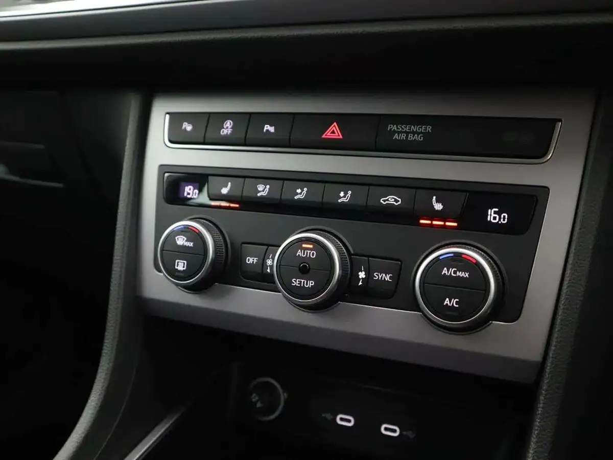 2023-seat-ateca-15-ecotsi-fr-sport-big-18