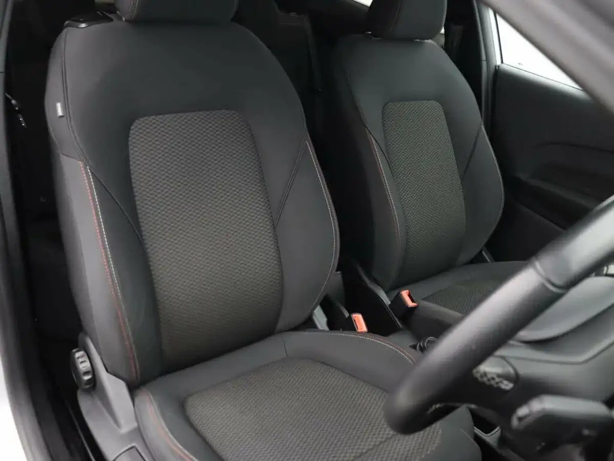 2018-ford-fiesta-10t-st-line-100ps-3d-big-9