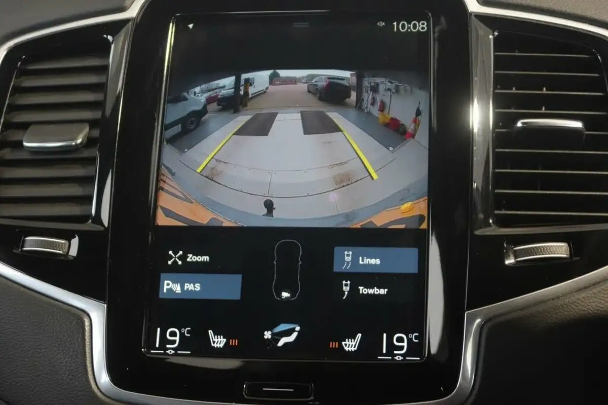 2021-volvo-xc90-20td-b5-r-design-big-25