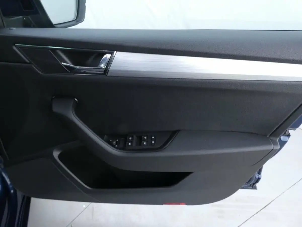 2021-skoda-superb-14-tsi-se-technology-156ps-estate-big-28