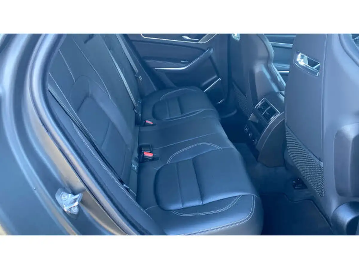 2024-jaguar-f-pace-20-d200-r-dynamic-hse-black-big-30
