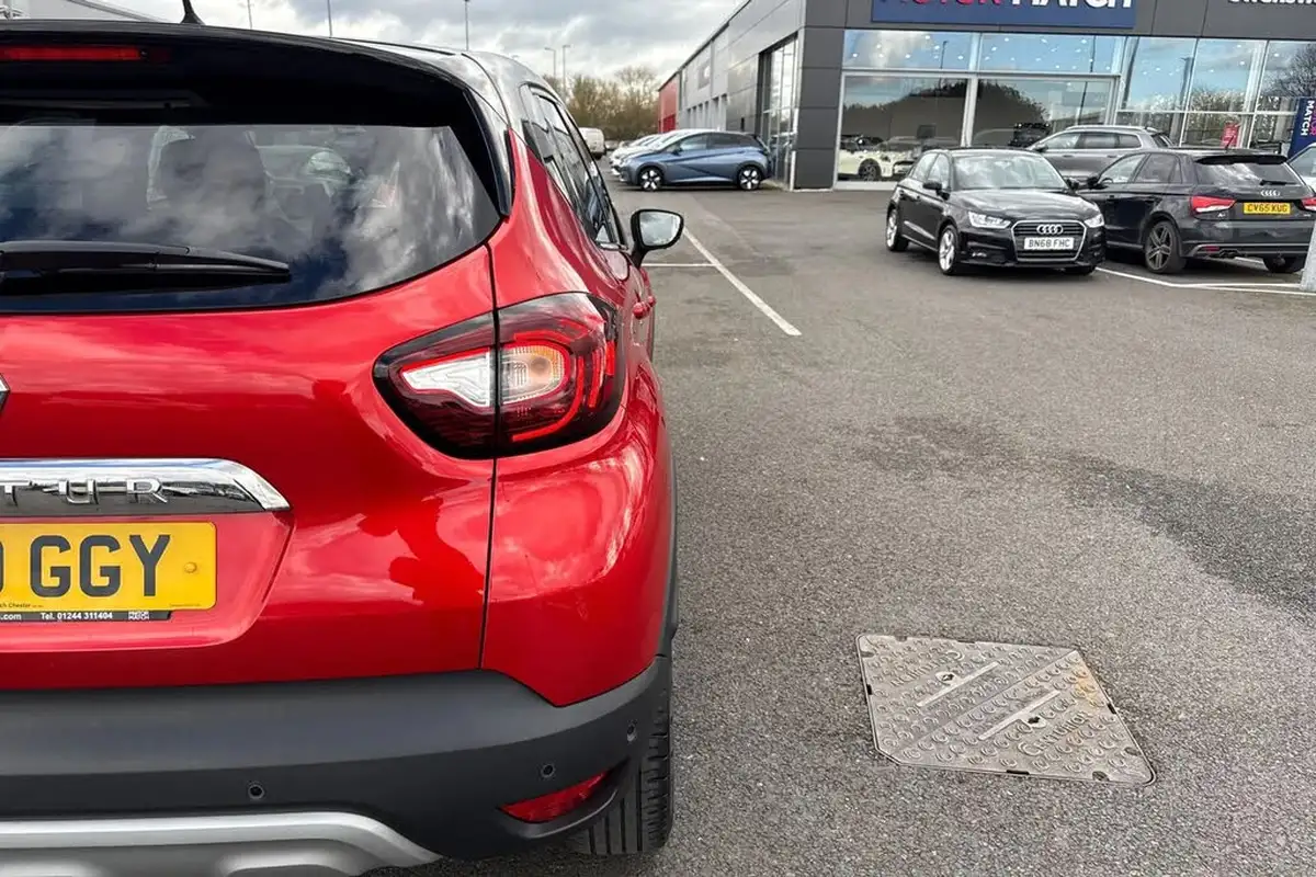 2019-renault-captur-15dci-gt-line-edc-auto-big-30