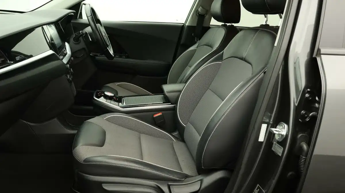 2020-kia-e-niro-ev-2-big-13
