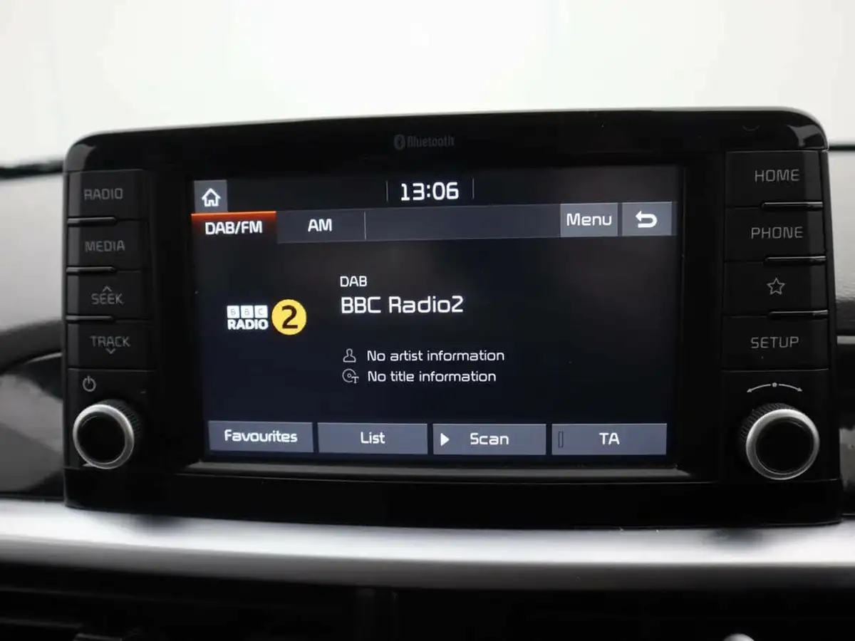 2019-kia-picanto-125-x-line-big-18