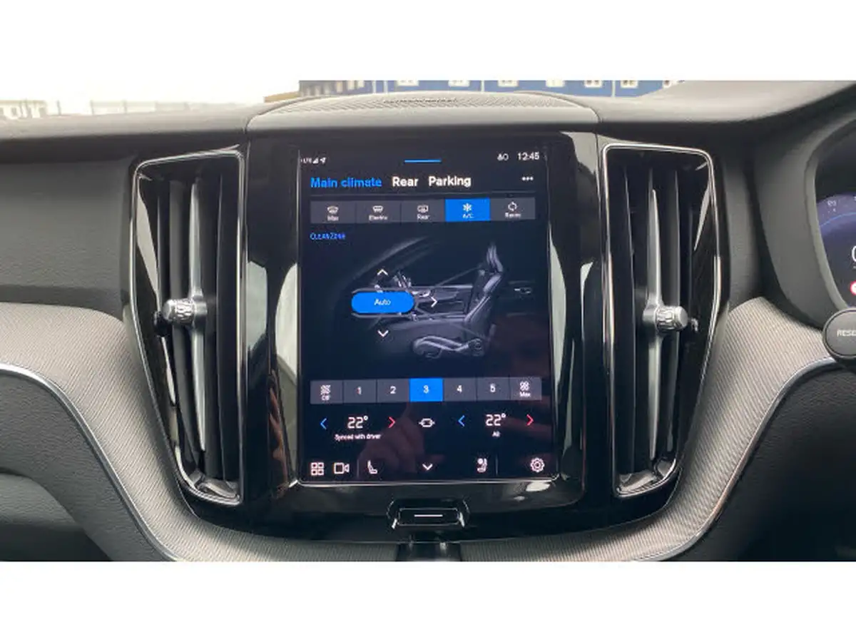 2024-volvo-xc60-20td-b4-plus-big-29
