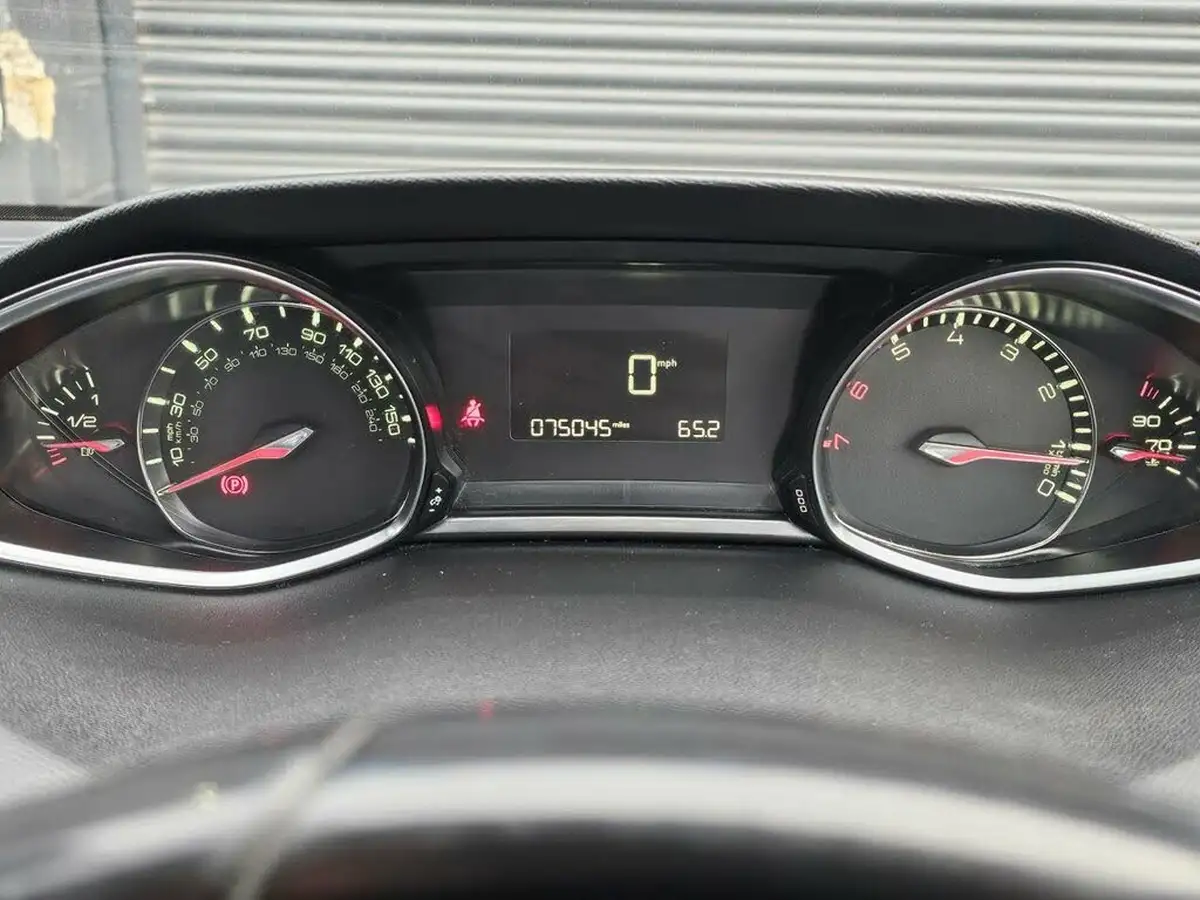 2016-peugeot-308-sw-12-puretech-allure-130bhp-big-5