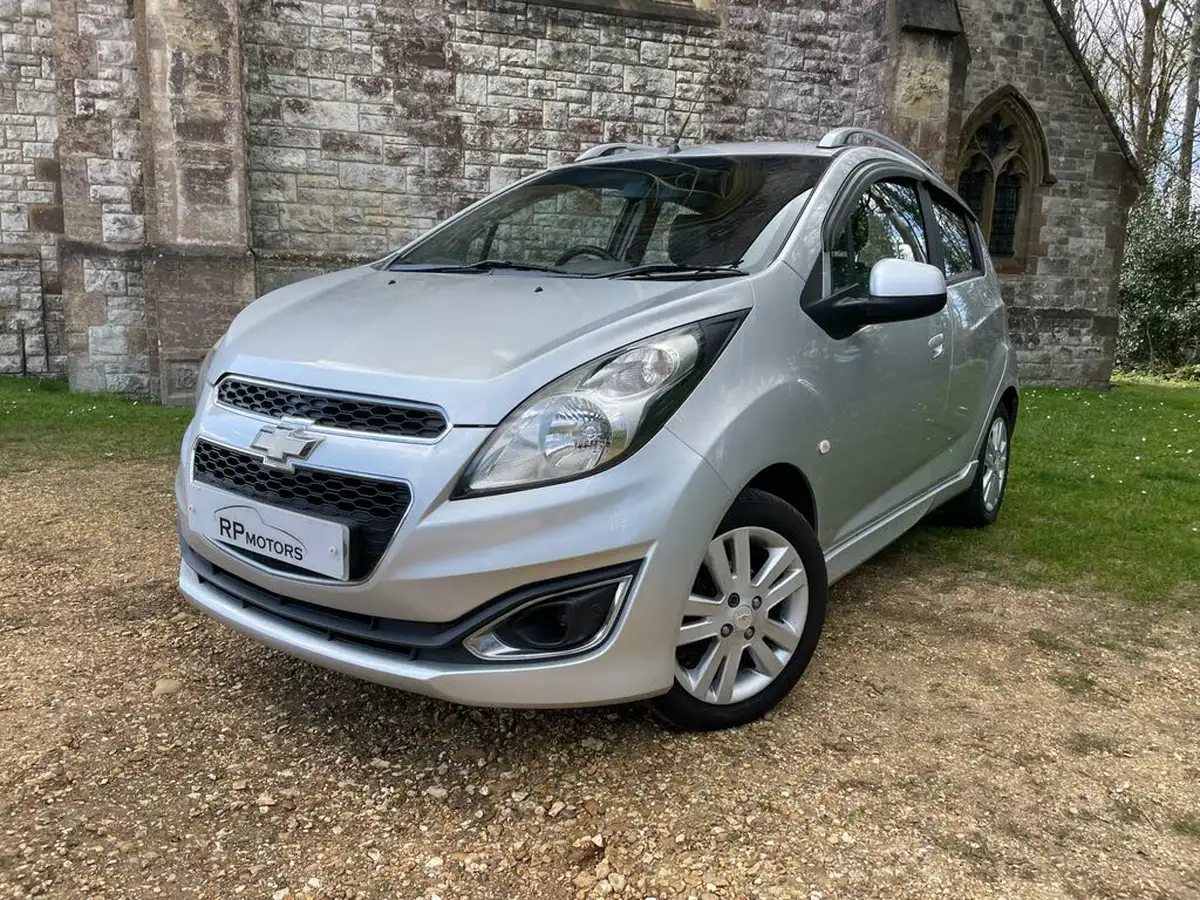 2013-chevrolet-spark-12-ltz-big-1