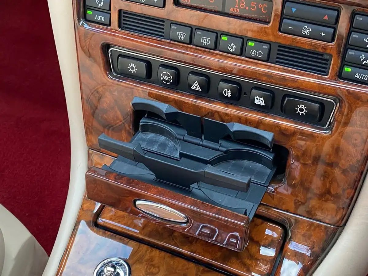 1999-rolls-royce-silver-seraph-54-big-79