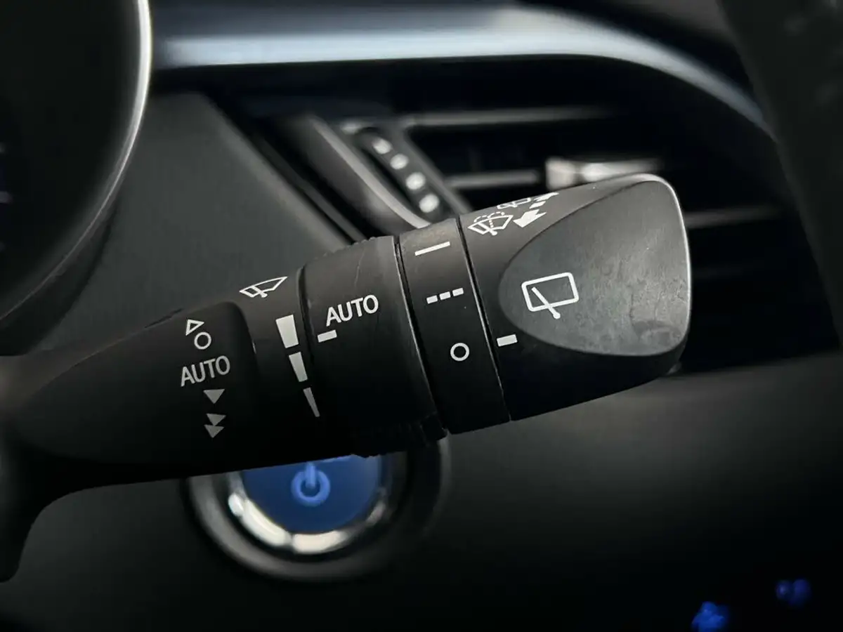 2021-toyota-c-hr-18-vvt-i-design-big-19