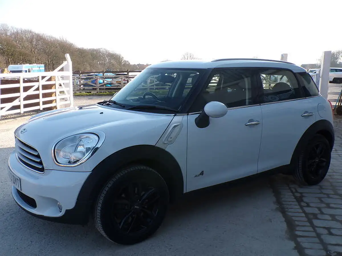 2013-mini-countryman-16td-cooper-big-4