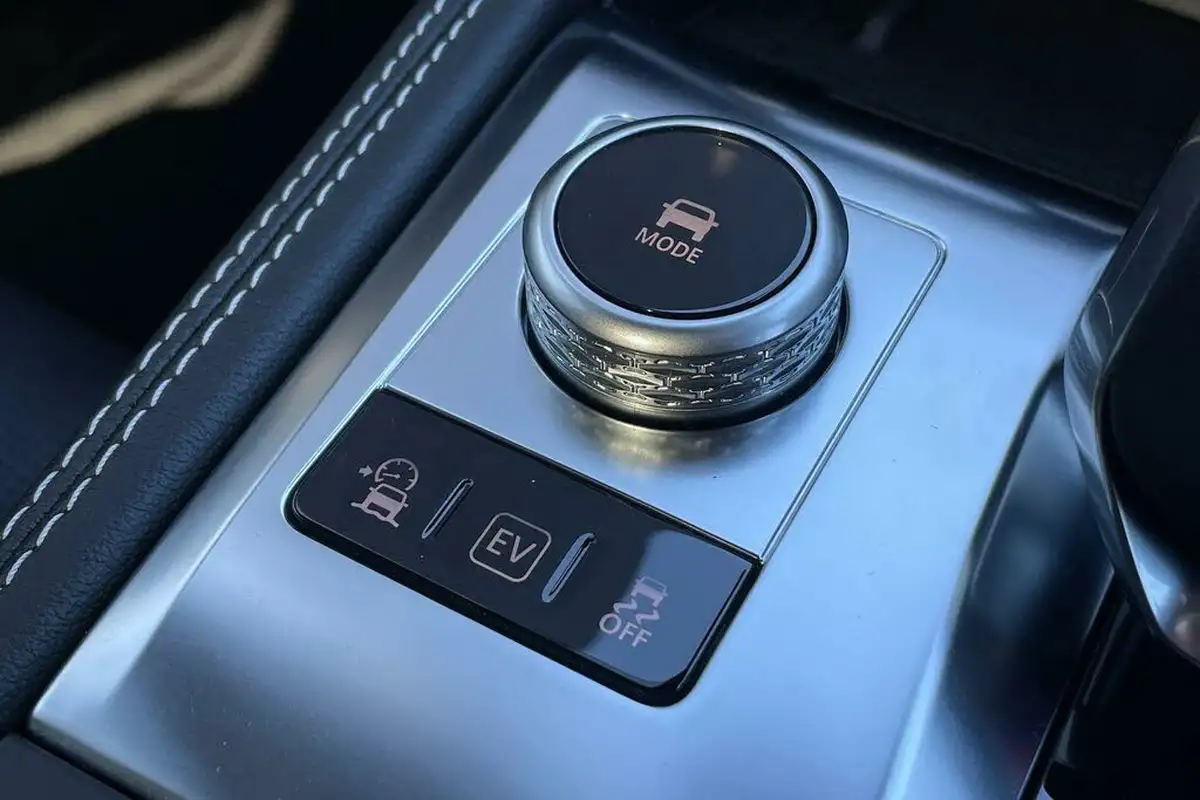 2024-jaguar-f-pace-20-p400e-r-dynamic-se-black-big-53