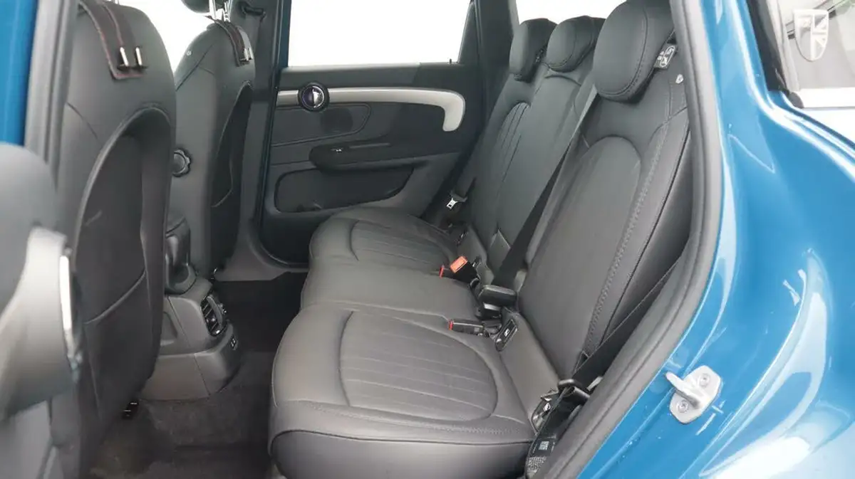 2023-mini-countryman-15-cooper-exclusive-premium-big-16